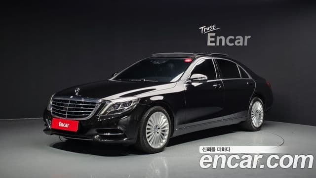 Mercedes-Benz S-Class W222
