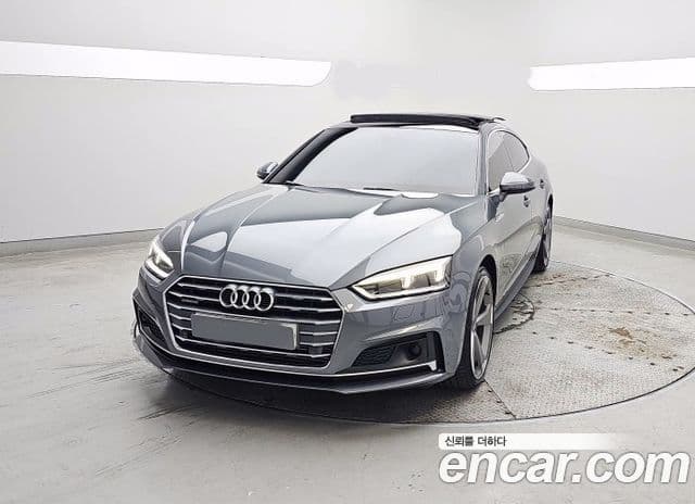 Audi A5 (F5)