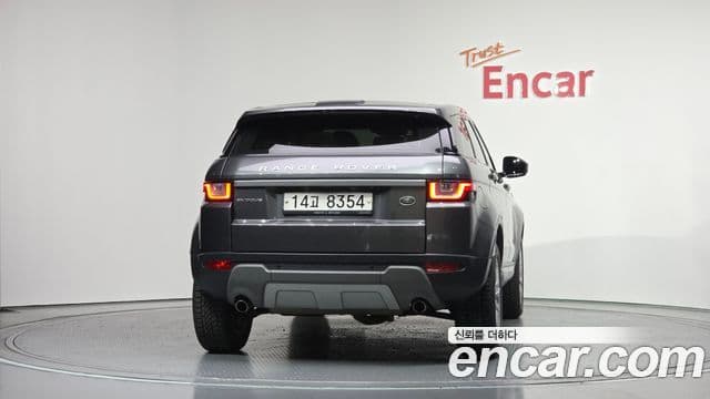 Land Rover Range Rover Evoque 4