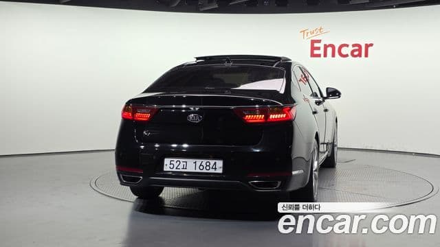 Kia All New K7 4