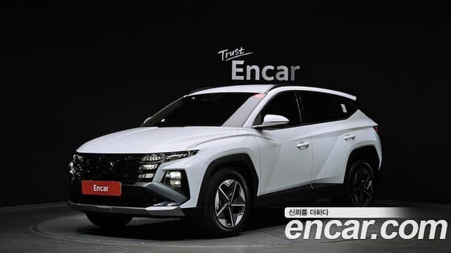 Hyundai The New Tucson Hybrid (NX4)