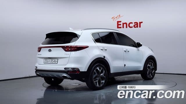 Kia Sportage The Bold 2