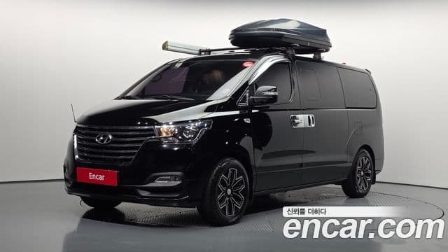 Hyundai The New Grand Starex