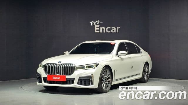 BMW 7 Series (G11)
