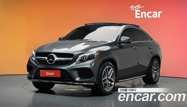 Mercedes-Benz GLE-Class W166