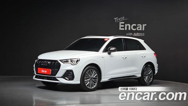 Audi Q3 (F3)