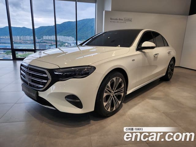 Mercedes-Benz E-Class W214