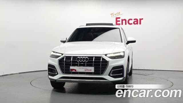 Audi Q5 (FY) 3