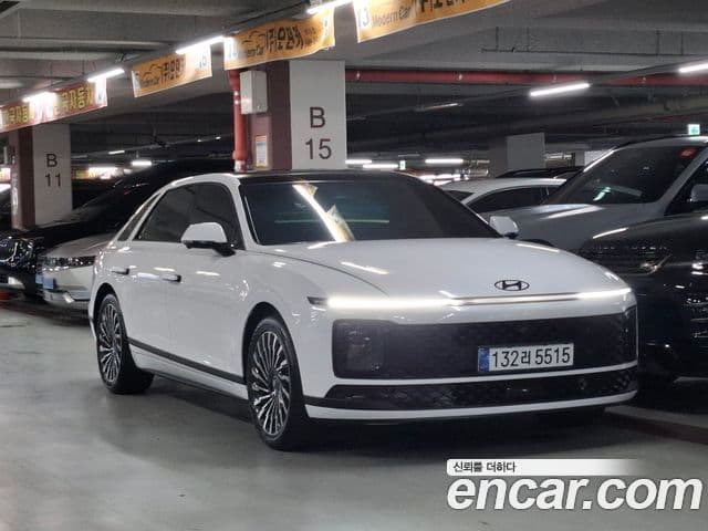 Hyundai Grandeur (GN7)