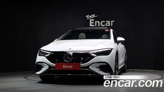 Mercedes-Benz EQE V295 3