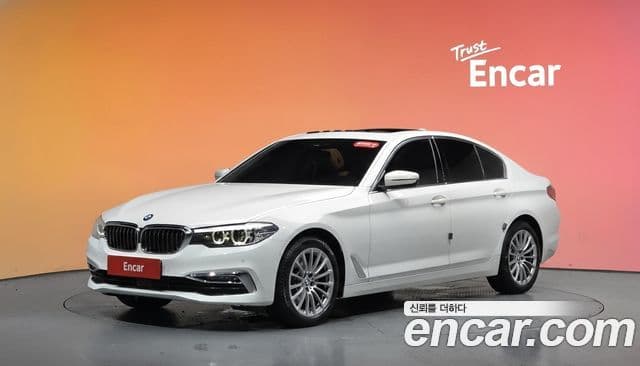 BMW 5 Series (G30)