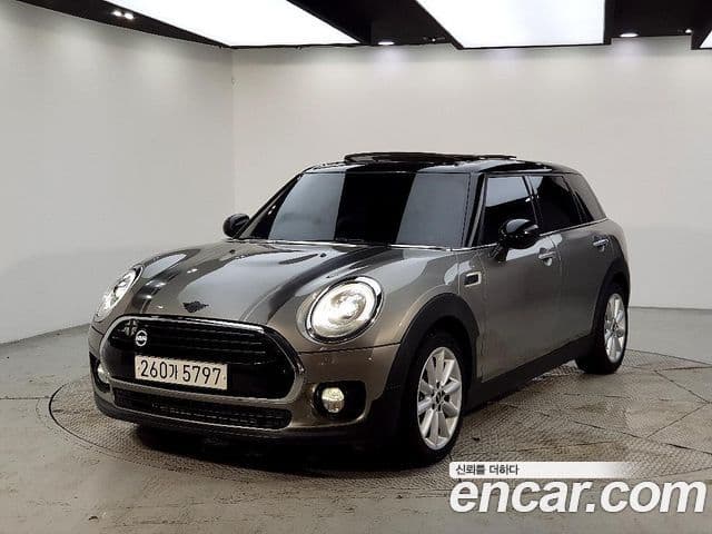 MINI Cooper D Clubman 1