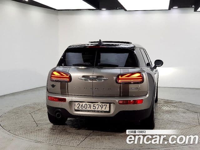 MINI Cooper D Clubman 3