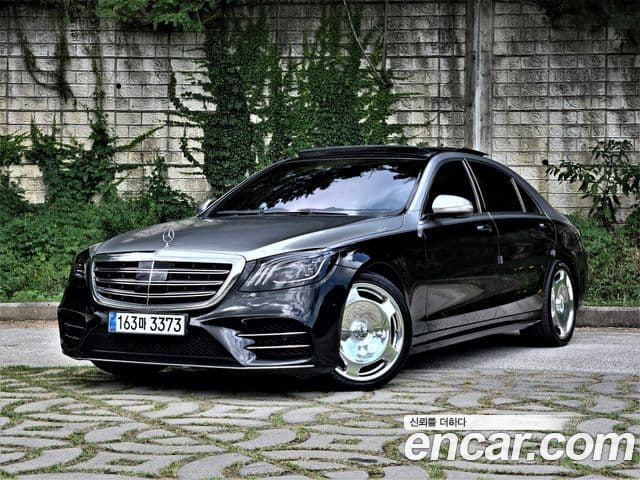 Mercedes-Benz S-Class W222