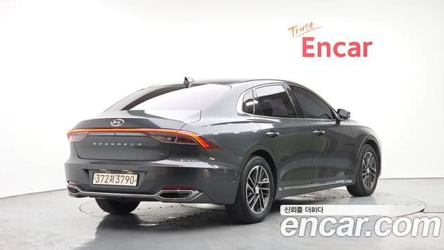 Hyundai The New Grandeur IG 2