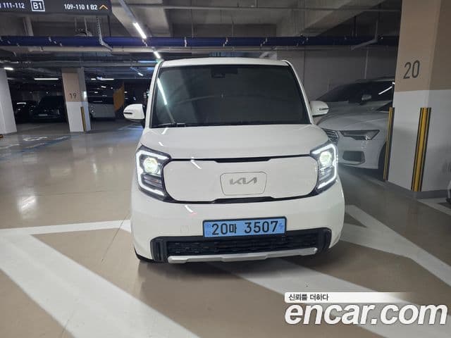 Kia The New Kia Ray EV 2