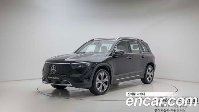 Mercedes-Benz EQB X243