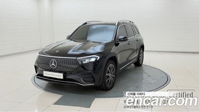 Mercedes-Benz EQB X243