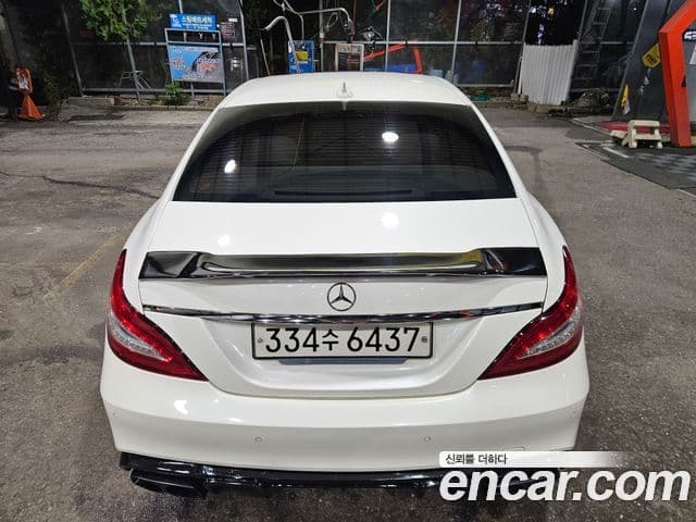 Mercedes-Benz CLS-Class W218