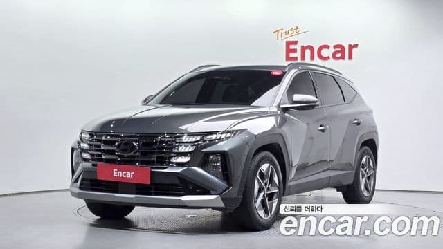 Hyundai The New Tucson Hybrid (NX4)