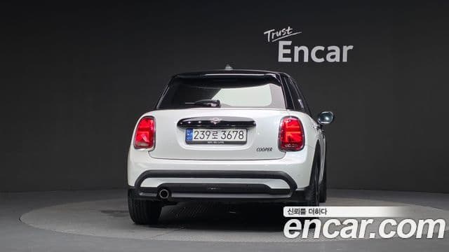 MINI Cooper 4