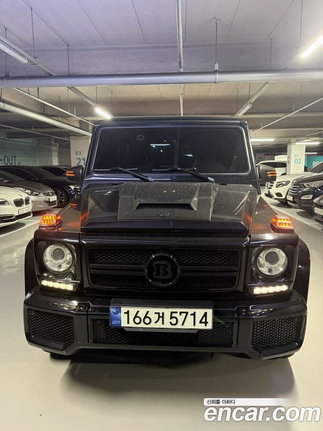 Mercedes-Benz G-Class W463