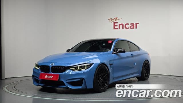 BMW M4 (F82)