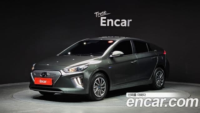 Hyundai The New Ioniq Electric 1