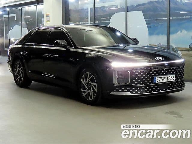 Hyundai Grandeur (GN7)