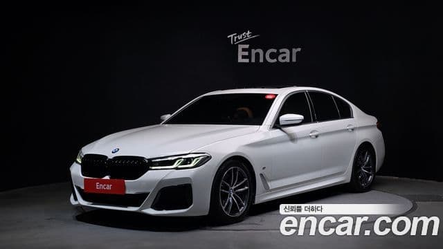 BMW 5 Series (G30)