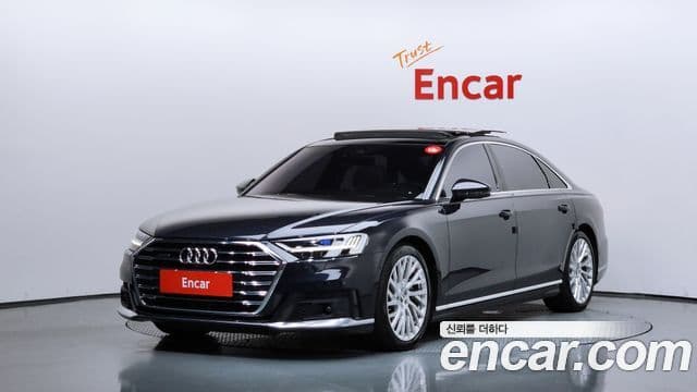 Audi A8 (D5)