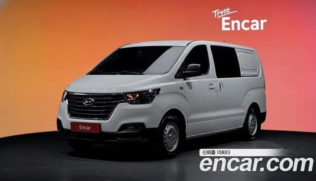 Hyundai The New Grand Starex