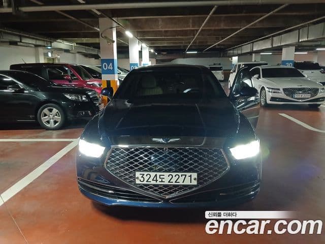 Genesis G90