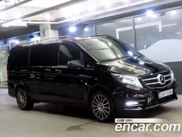 Mercedes-Benz V-Class