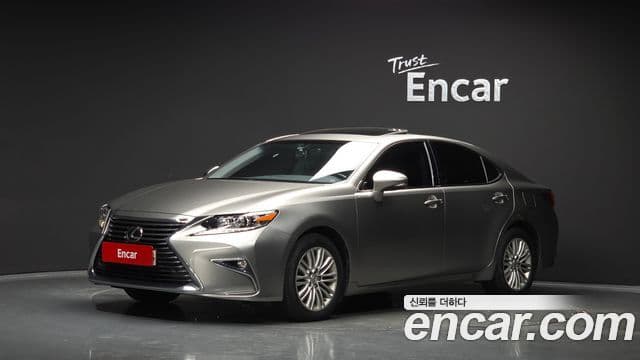Lexus New ES350