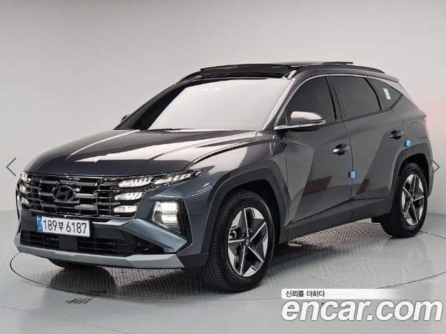 Hyundai The New Tucson Hybrid (NX4)