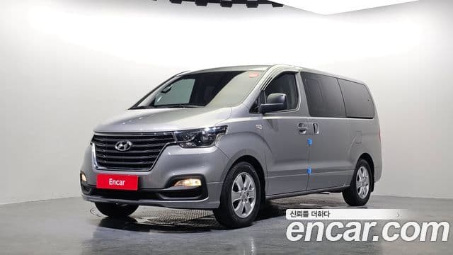 Hyundai The New Grand Starex