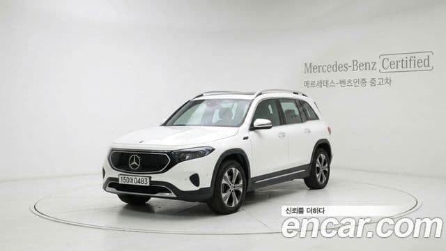 Mercedes-Benz EQB X243