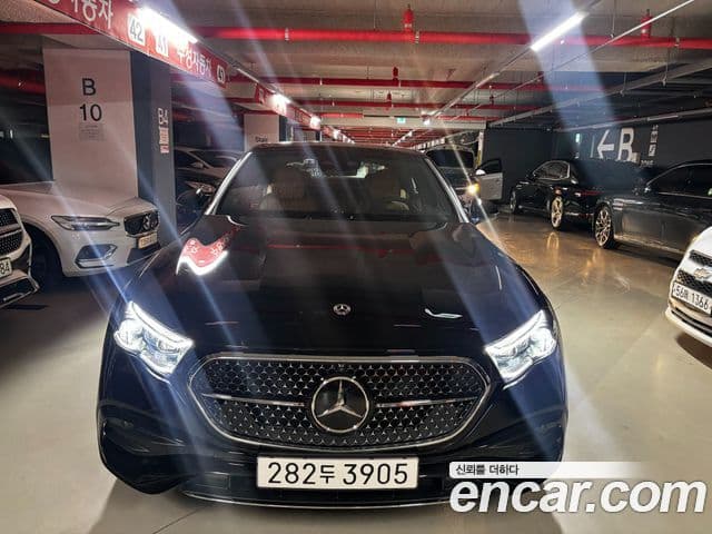 Mercedes-Benz E-Class W214