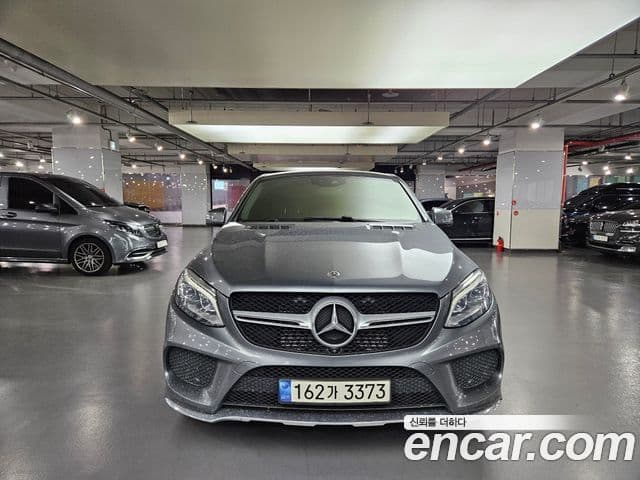 Mercedes-Benz GLE-Class W166