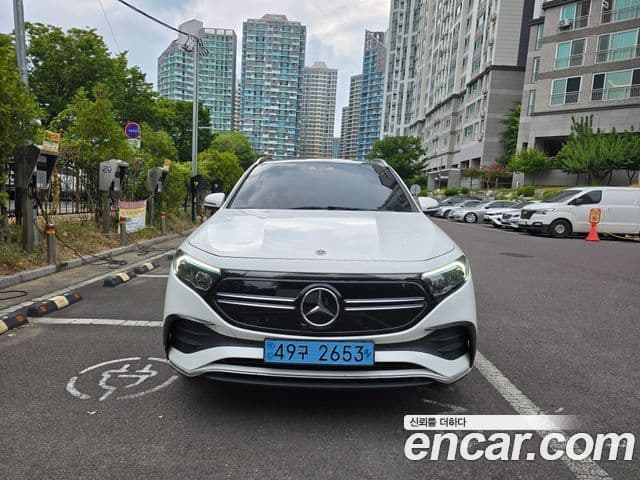 Mercedes-Benz EQA H243