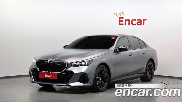 BMW i5 (G60)