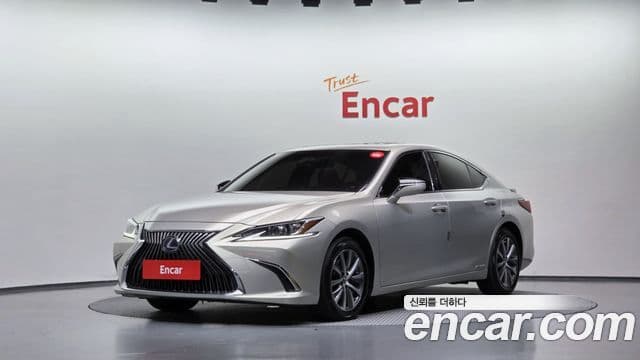 Lexus ES300h 7th Gen
