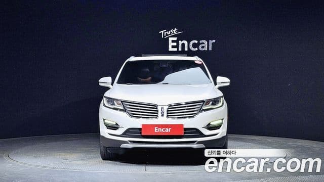 Lincoln MKC 3
