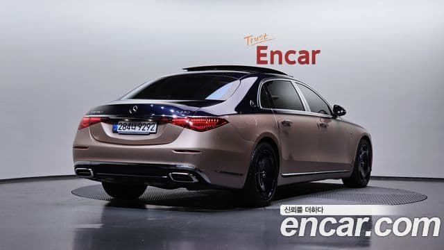 Mercedes-Benz S-Class W223 2