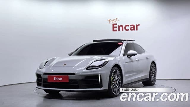 Porsche Panamera (976)