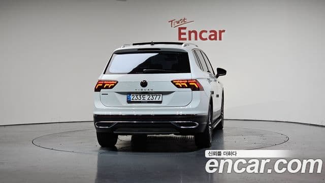 Volkswagen Tiguan Allspace 4