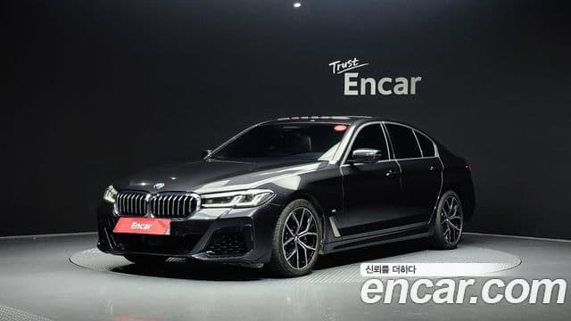 BMW 5 Series (G30)