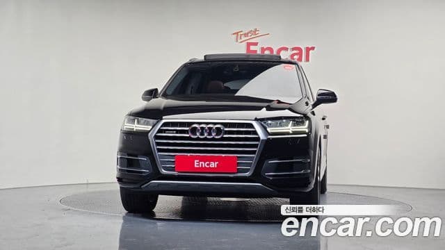 Audi Q7 (4M)
