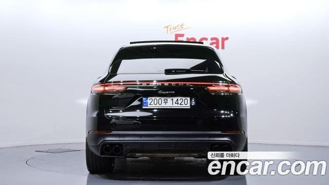 Porsche Cayenne (PO536) 4